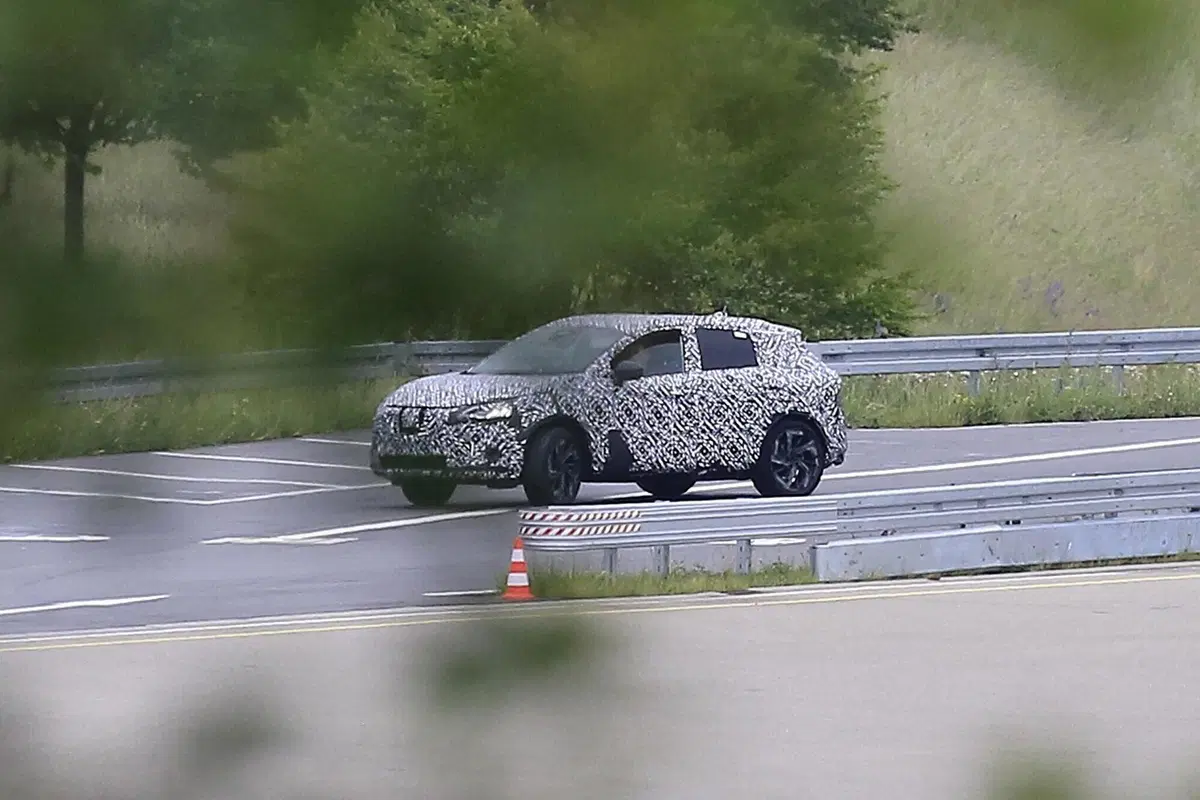 Nuova Nissan Qashqai: sta arrivando! [Foto spia] (3)