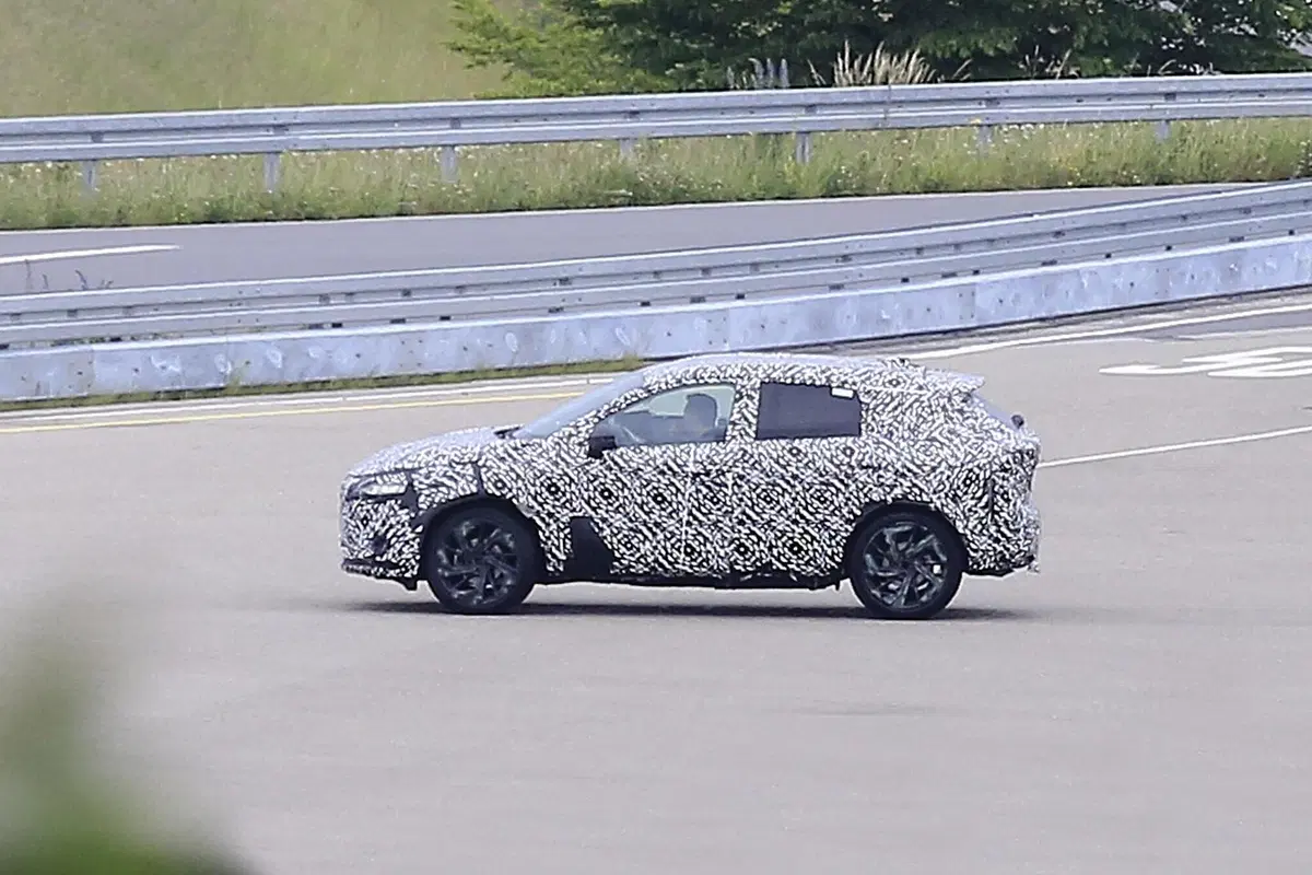 Nuova Nissan Qashqai: sta arrivando! [Foto spia] (6)