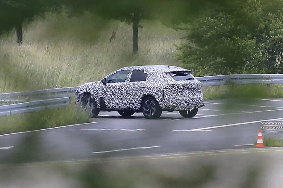 Nuova Nissan Qashqai: sta arrivando! [Foto spia] (10)