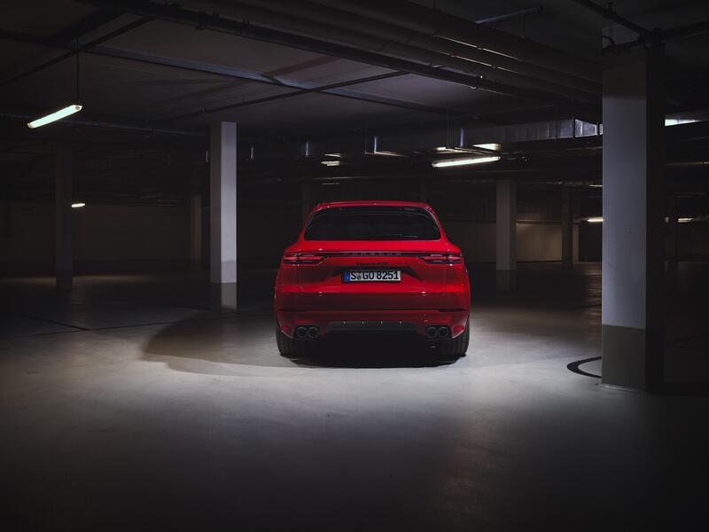 Il posteriore del nuovo Porsche Cayenne GTS