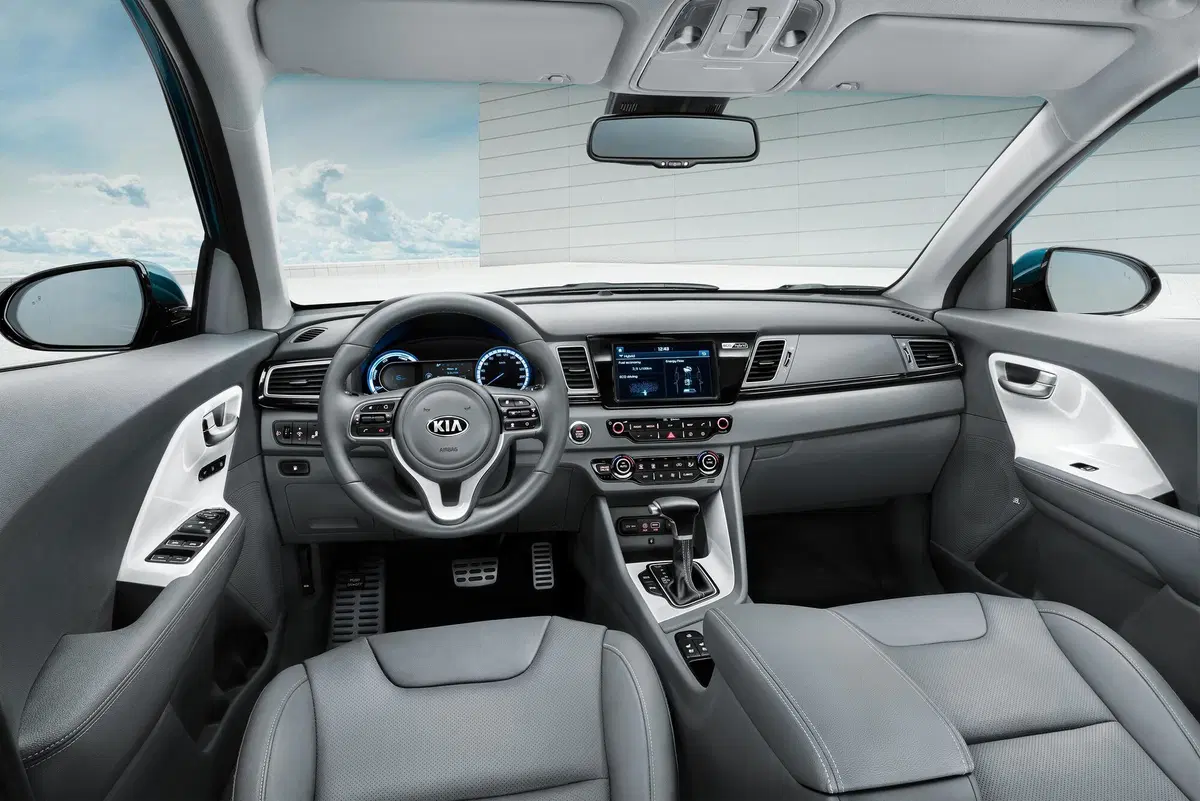 Kia Niro 1.6 GDi DCT HEV Style (32)