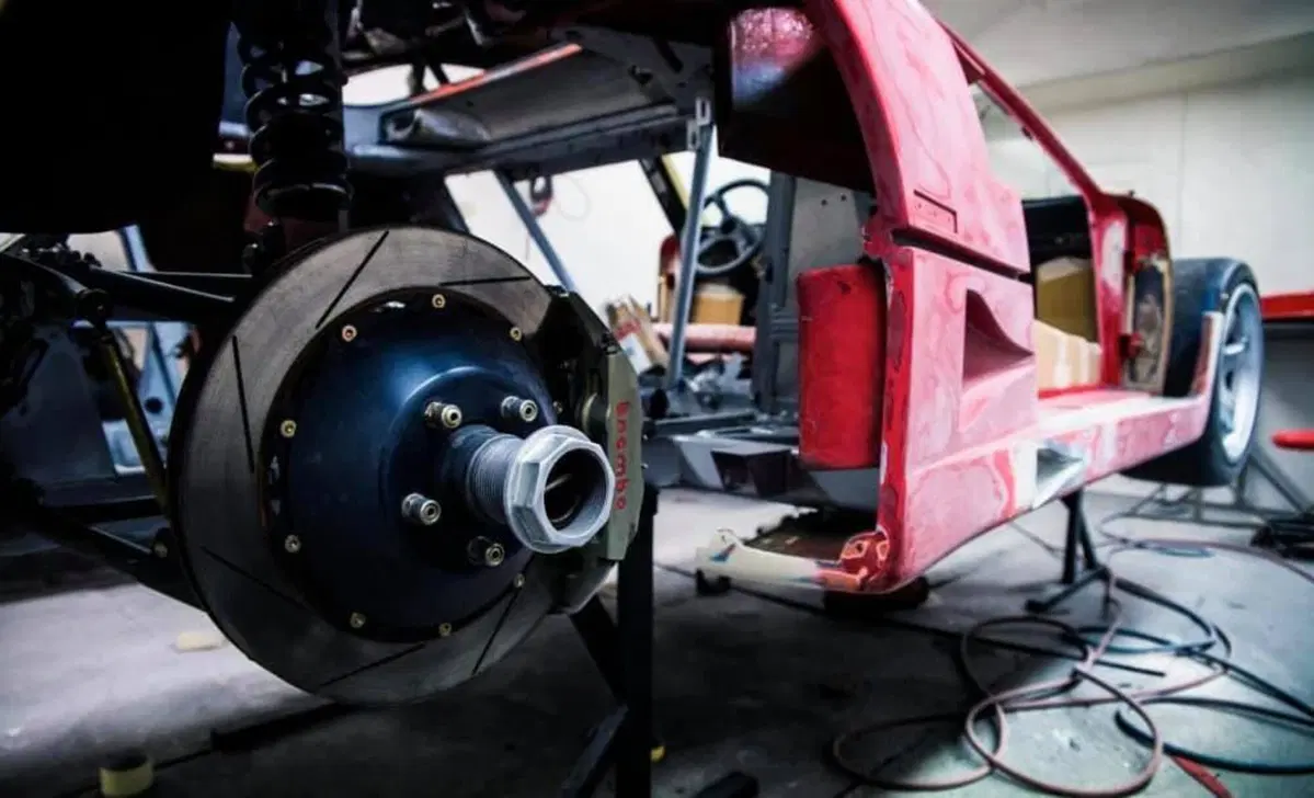 Ferrari F40 incendiata a Monaco: partito il restauro totale. Ma non è il primo caso... (5)