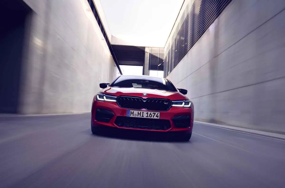 BMW M5 e M5 Competition 2020: restyling anche per le superberline da 600 e 625 CV (4)