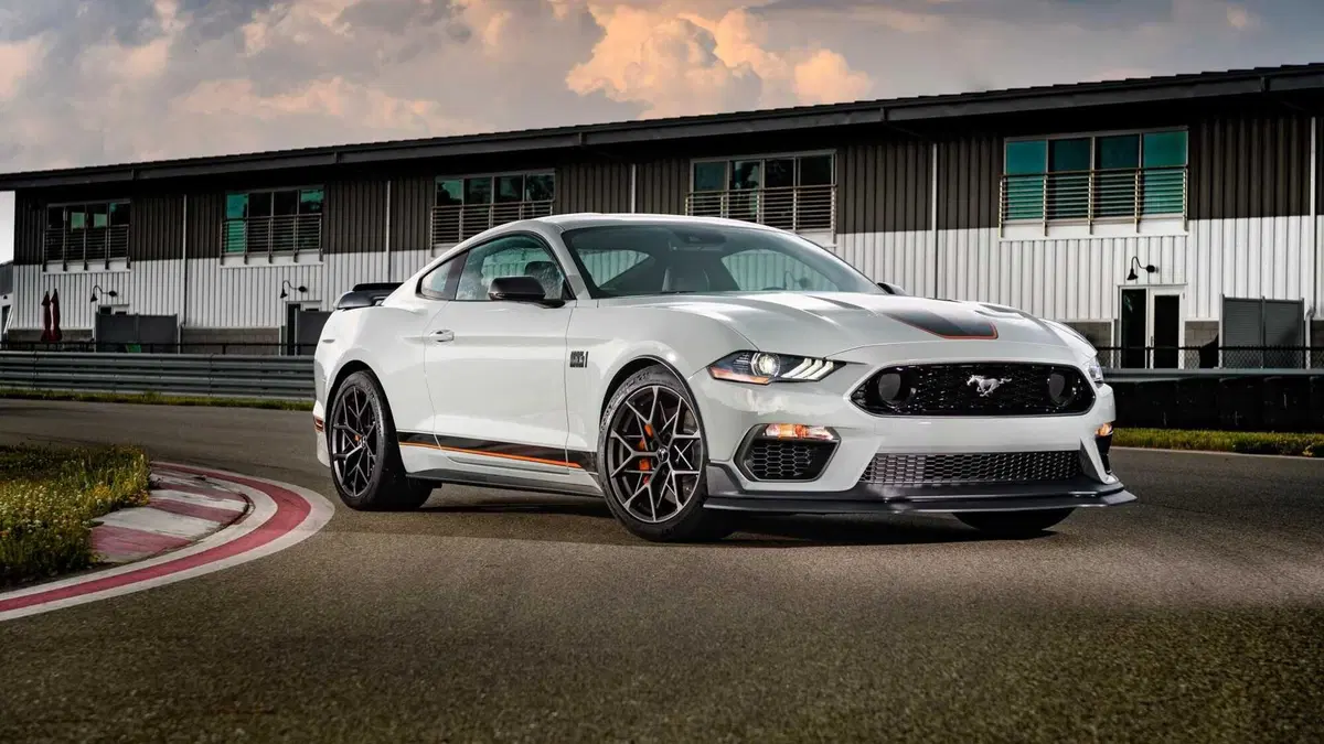La Ford Mustang Mach 1 ritorna in serie limitata e avr&agrave; 480 CV