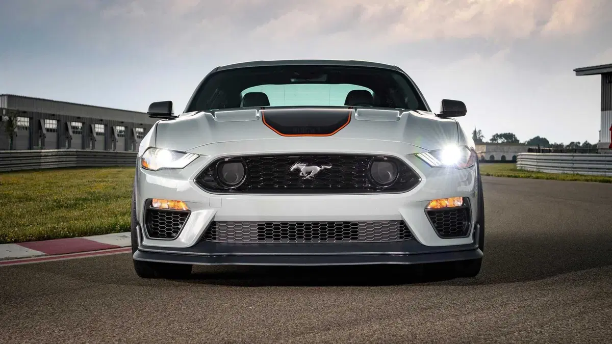 La Ford Mustang Mach 1 ritorna in serie limitata e avrà 480 CV (6)