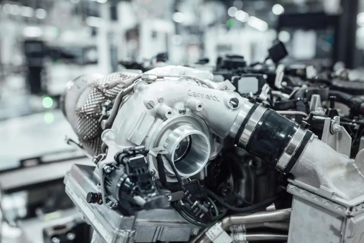 Mercedes-AMG: in arrivo il turbo elettrico (6)