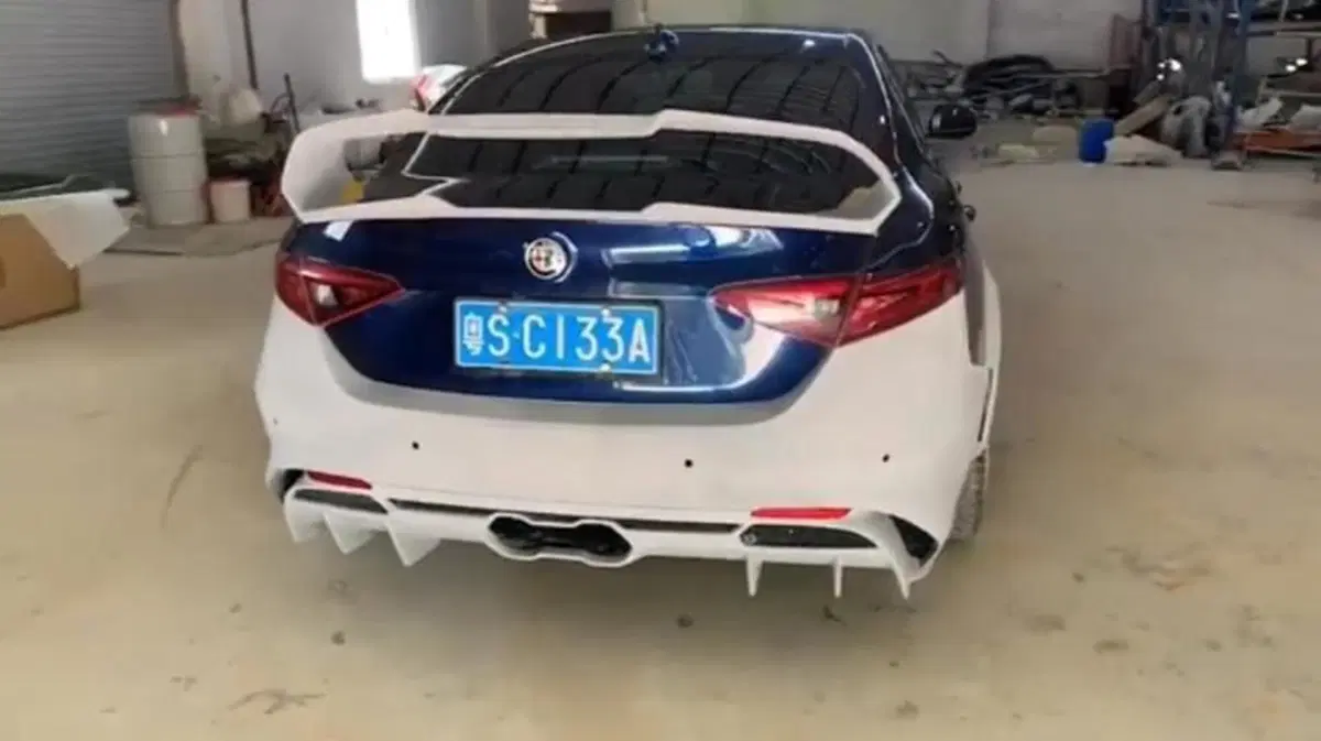 Voglia di Giulia GTAm ma pochi soldi? Dalla cina arriva il kit estetico per le 'standard' (2)