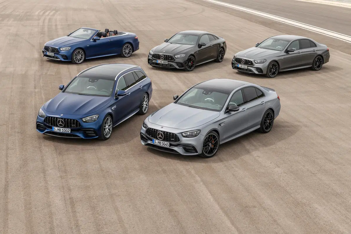 Mercedes-AMG E 63, tolti i veli al restyling  (15)