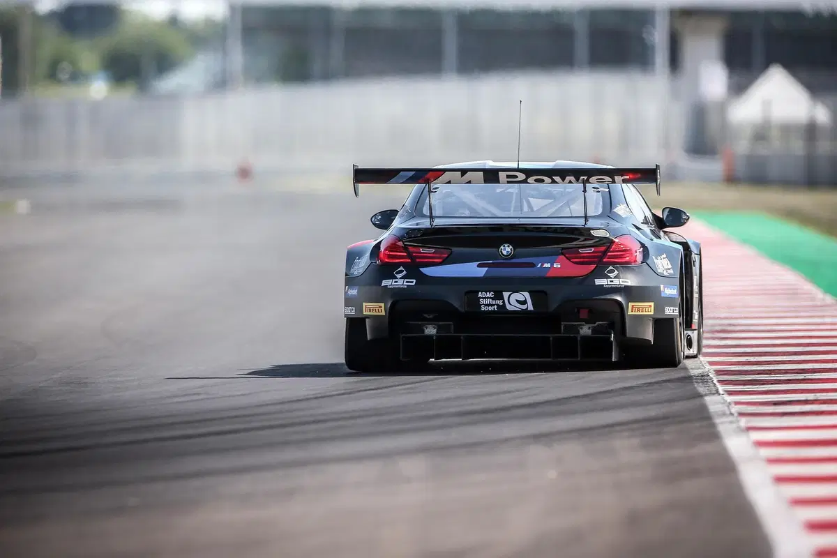 BMW Team Italia, Zanardi nella gara Endurance di Monza con la M6 GT3 (2)