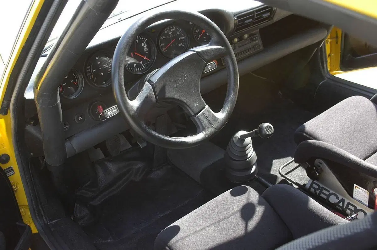 Stancarsi di guidare male una Porsche in pista: lo fanno [Video Nurburbring fumante] (9)
