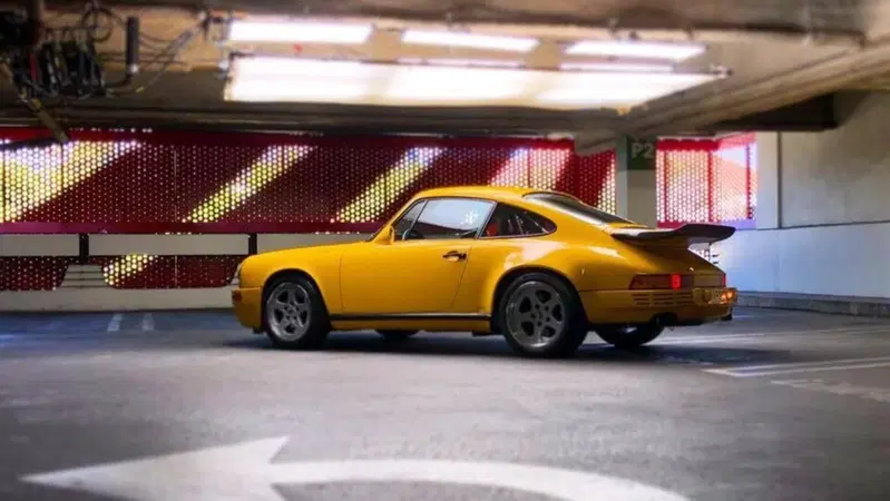 Stancarsi di guidare male una Porsche in pista: lo fanno [Video Nurburgring fumante]