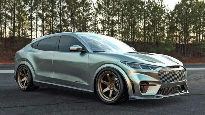 Ford Mustang Mach E: primi tentativi di tuning dell'elettrica [Rendering]