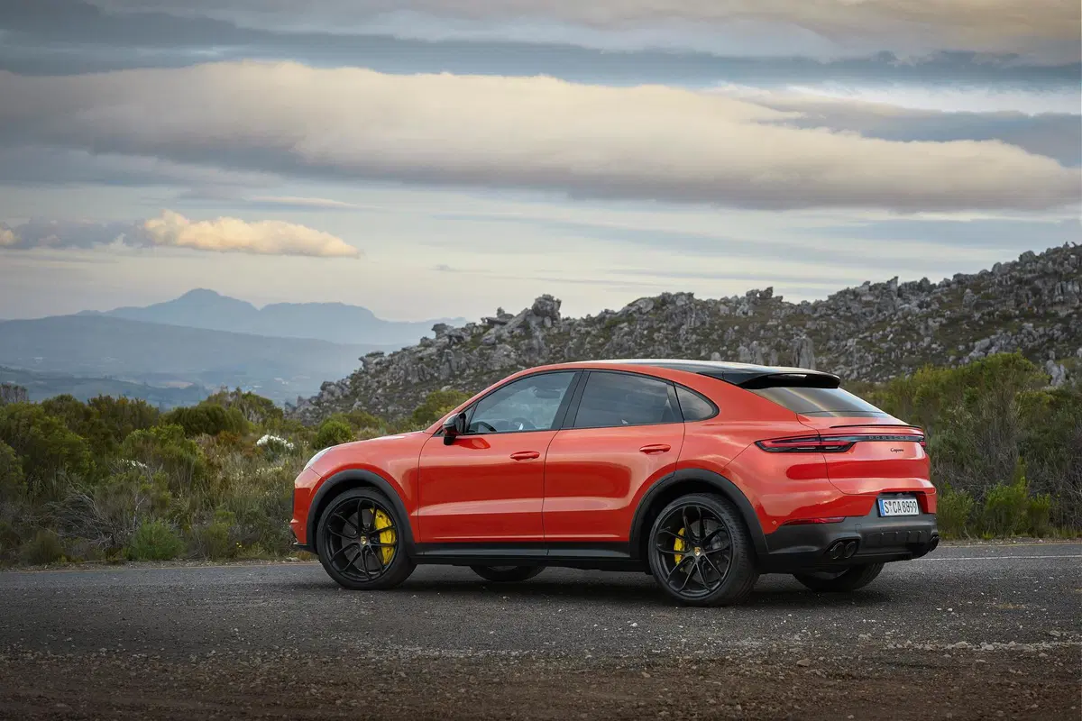Porsche Cayenne Coupé (2019-->>) (14)