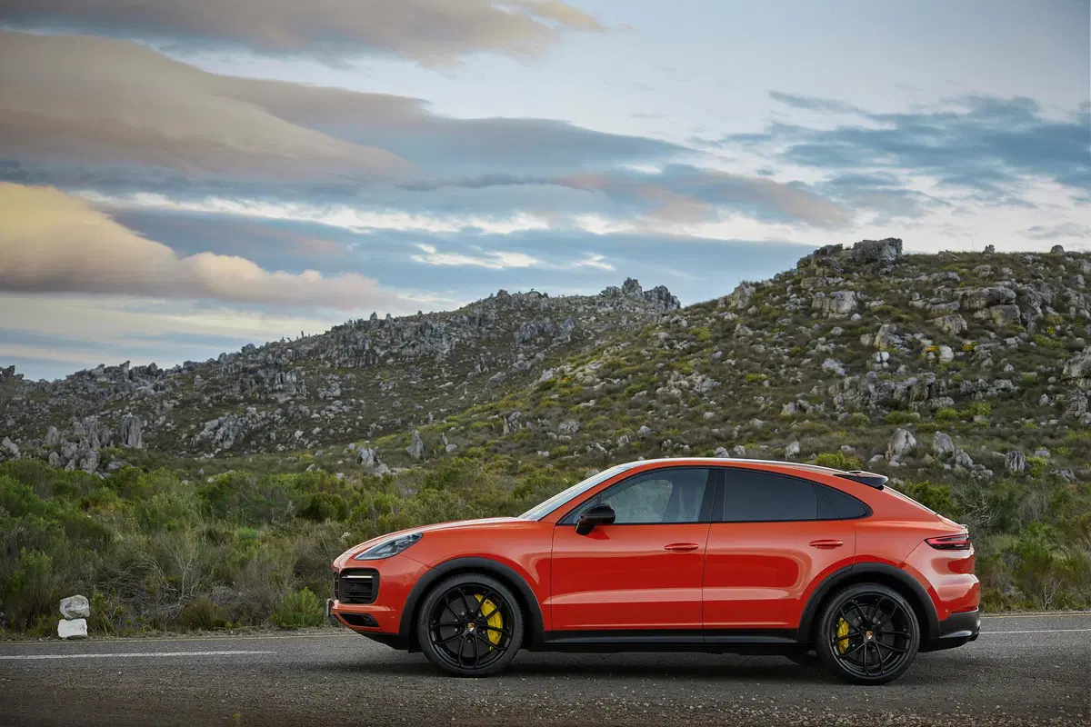 Porsche Cayenne Coupé (2019-->>) (11)