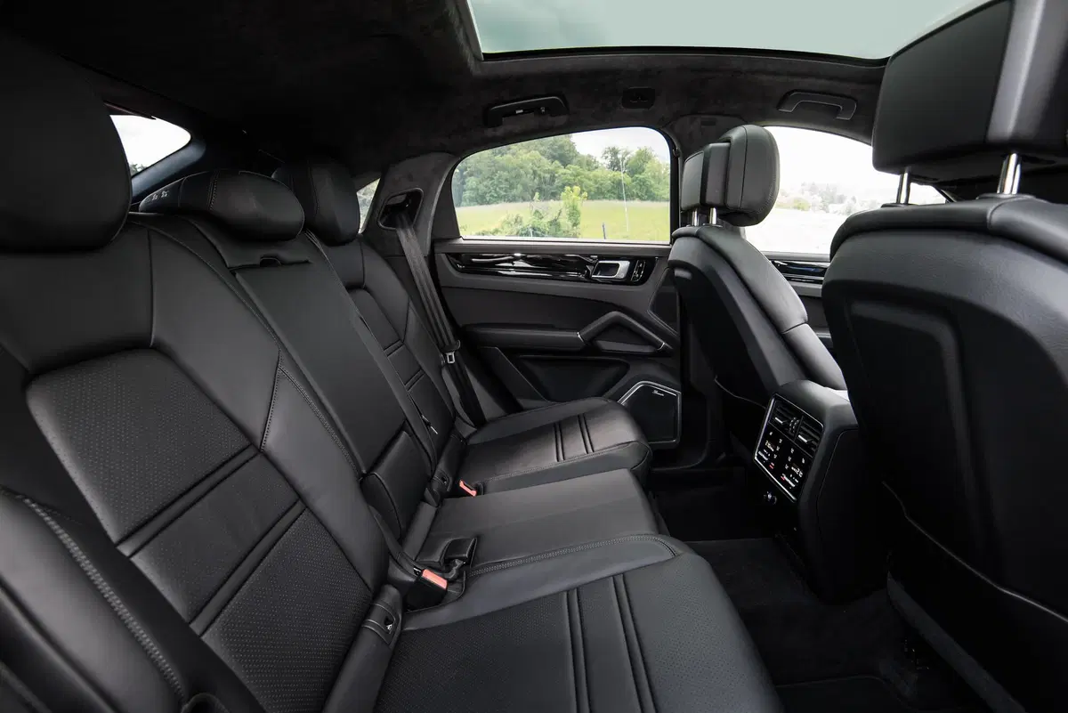 Porsche Cayenne Coupé (2019-->>) (23)