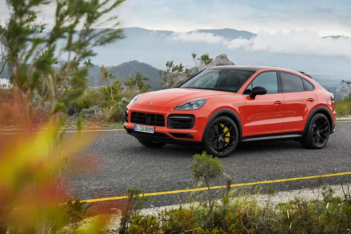 Porsche Cayenne Coupé (2019-->>) (17)