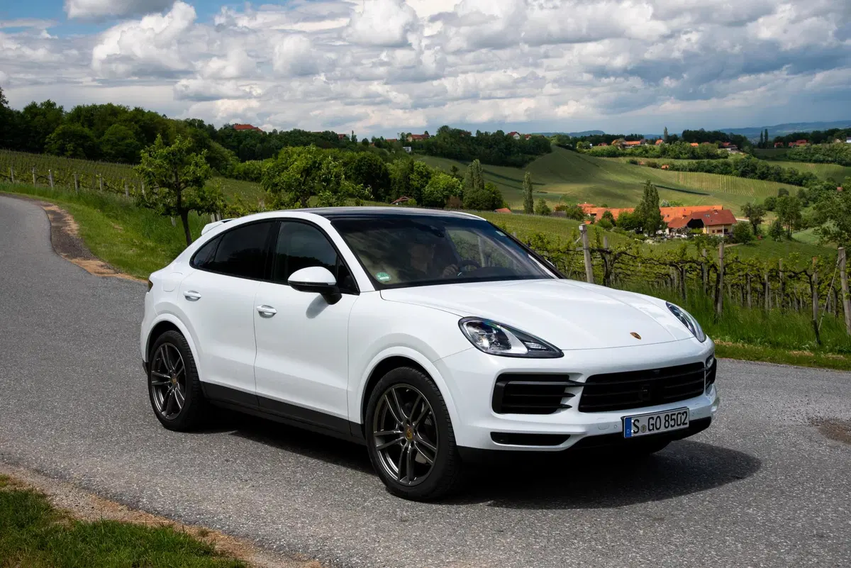 Porsche Cayenne Coupé (2019-->>) (9)