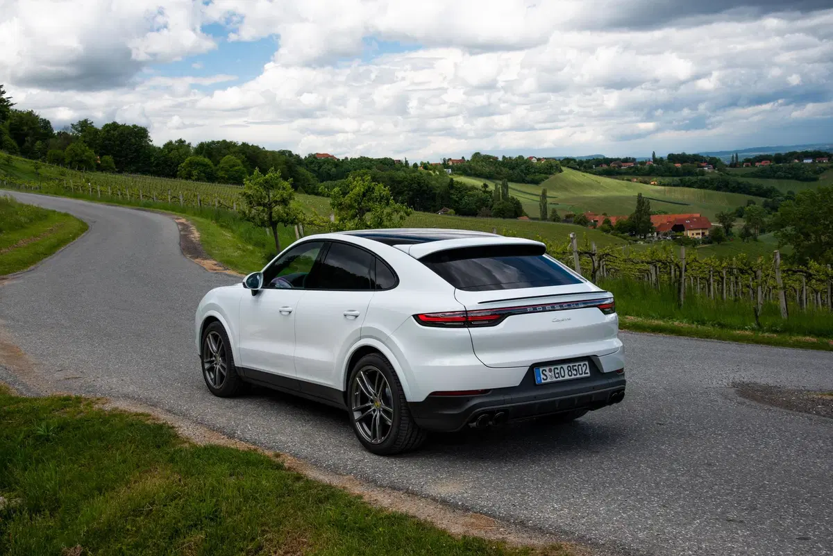 Porsche Cayenne Coupé (2019-->>) (12)