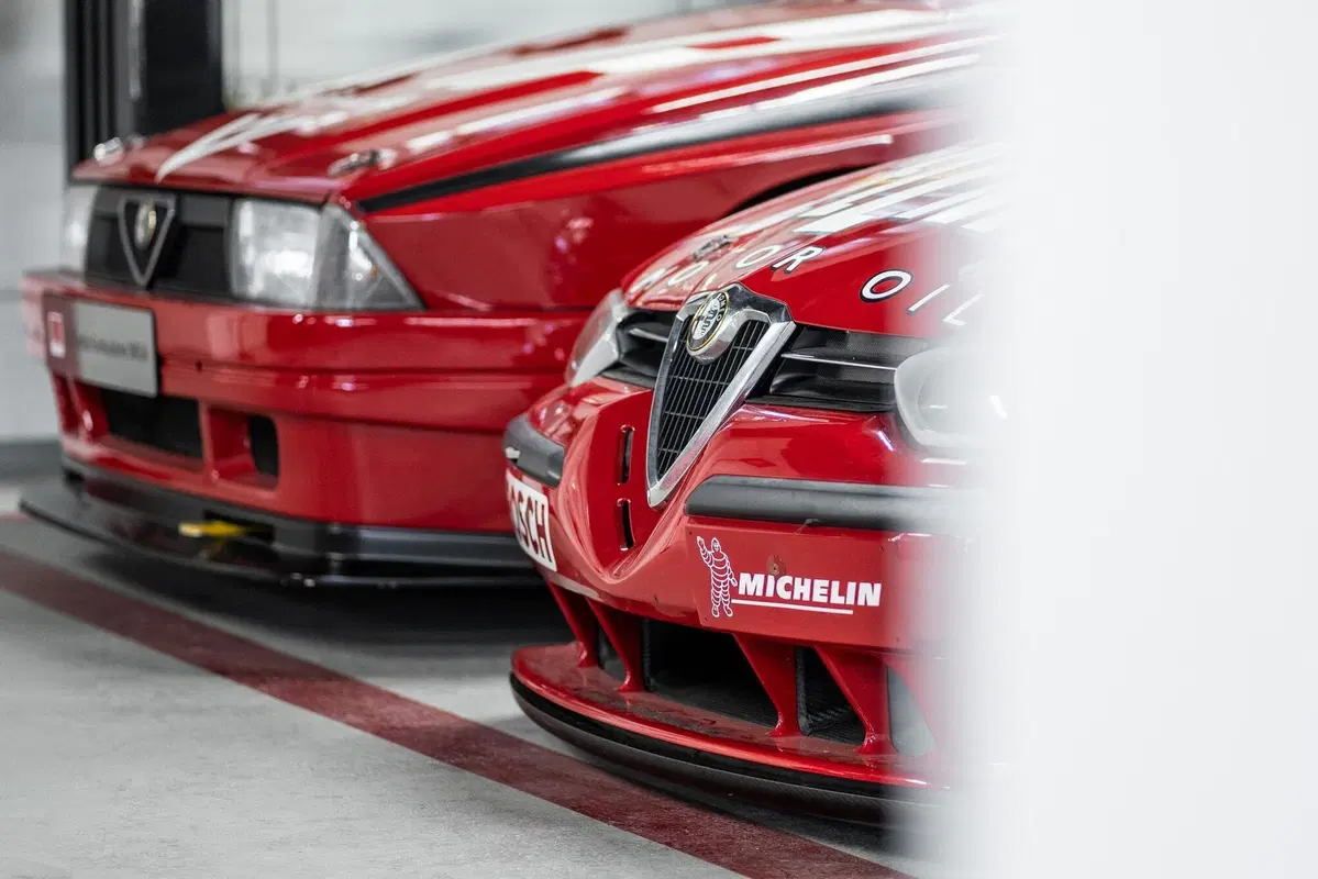 Alfa Romeo: per 110 anni aprono i depositi segreti con oltre 150 modelli (10)