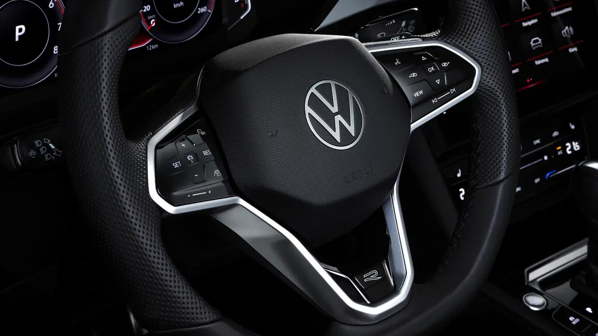 Volkswagen Arteon, con il restyling arriva la Shooting Brake (10)