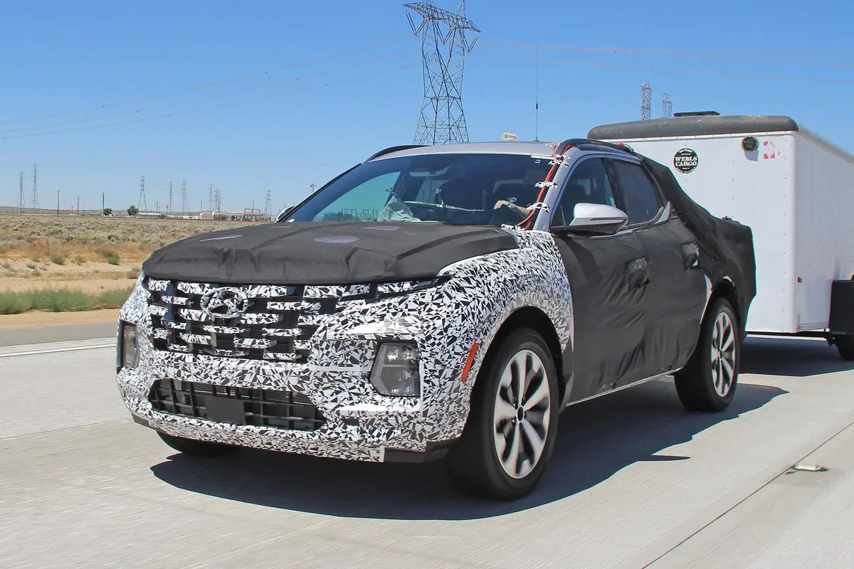 Hyundai Santa Cruz: in arrivo il pick up coreano [Foto spia] (2)