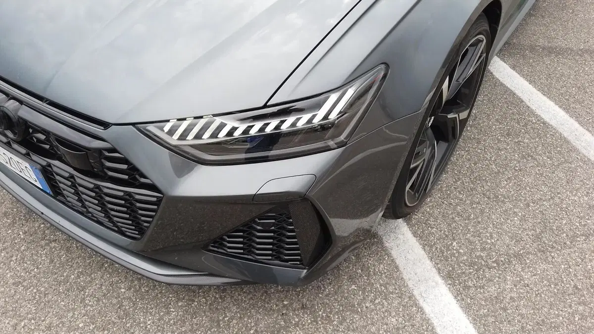AUDI RS6 Avant 2020 | La nuova generazione da 600 CV provata in pista e su strada (5)