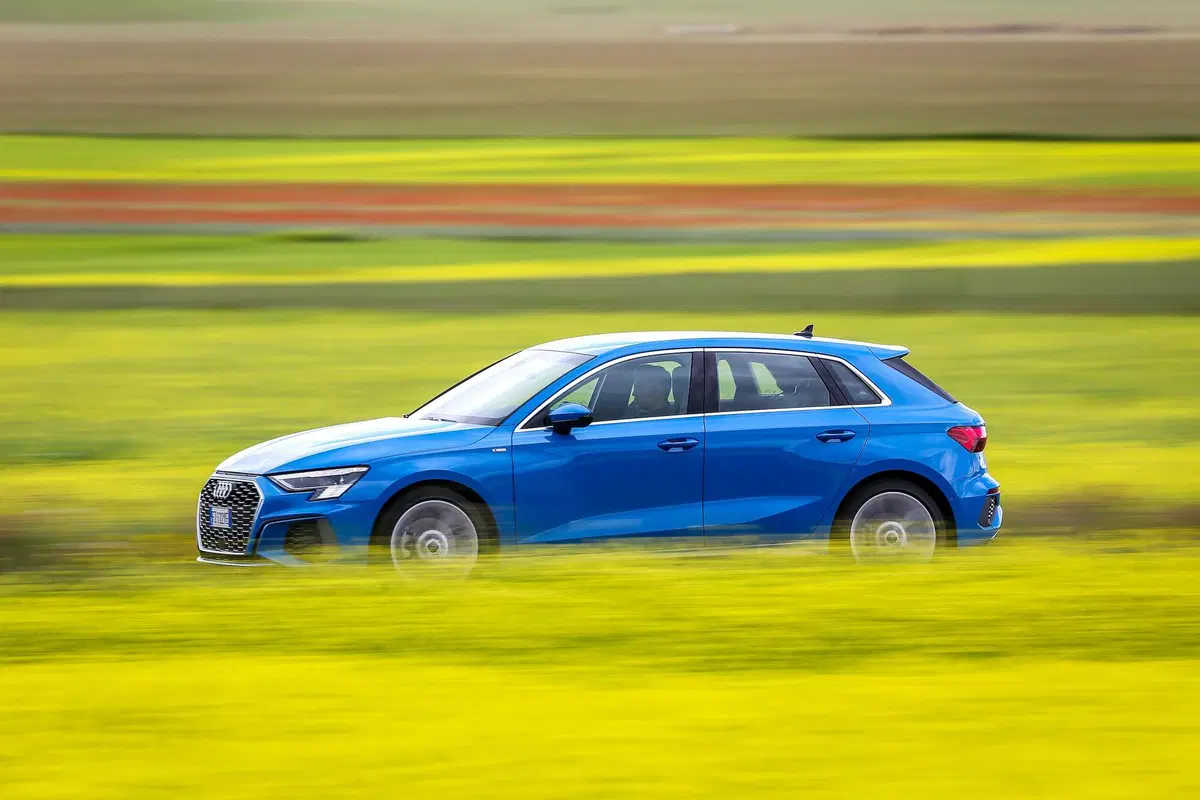 Audi A3 Sportback 2020 | Fuori i muscoli! Prova test drive su strada (2)