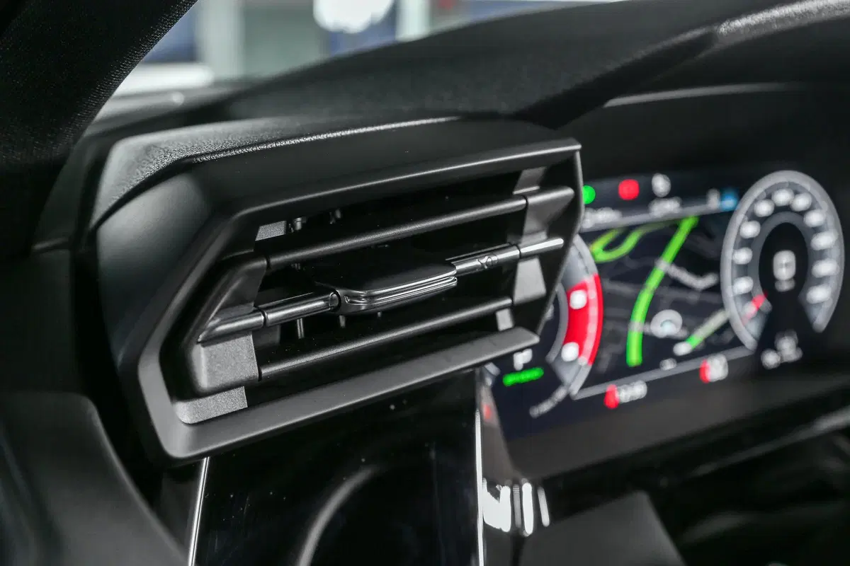 Audi A3 Sportback 2020 | Fuori i muscoli! Prova test drive su strada (16)