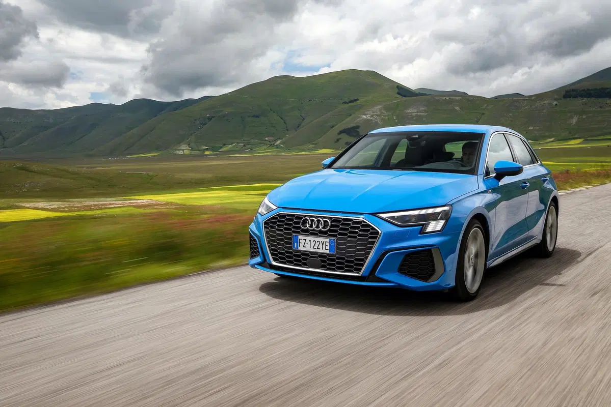 Audi A3 Sportback 2020 | Fuori i muscoli! Prova test drive su strada