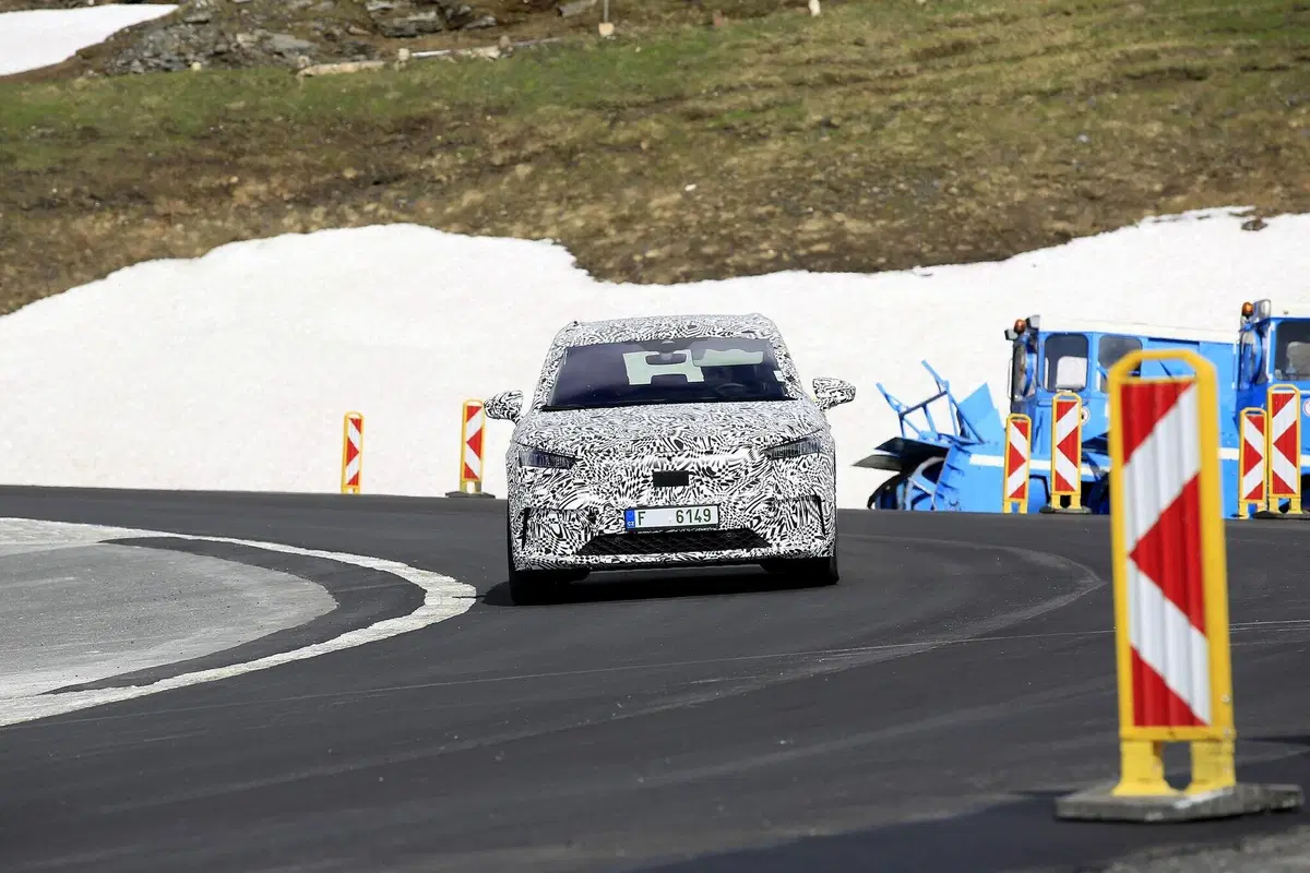 Skoda Enyaq: il SUV elettrico atteso per fine 2020 [Foto spia]