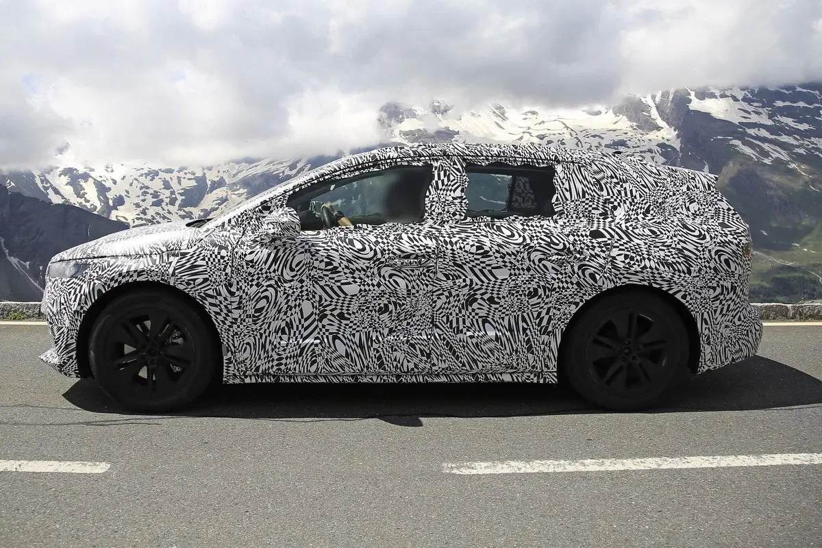 Skoda Enyaq: il SUV elettrico atteso per fine 2020 [Foto spia] (18)