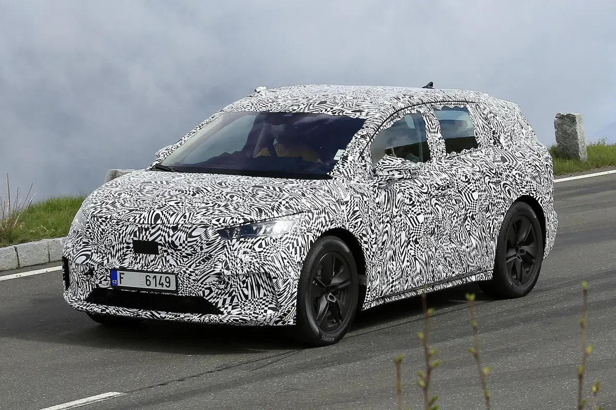 Skoda Enyaq: il SUV elettrico atteso per fine 2020 [Foto spia] (20)