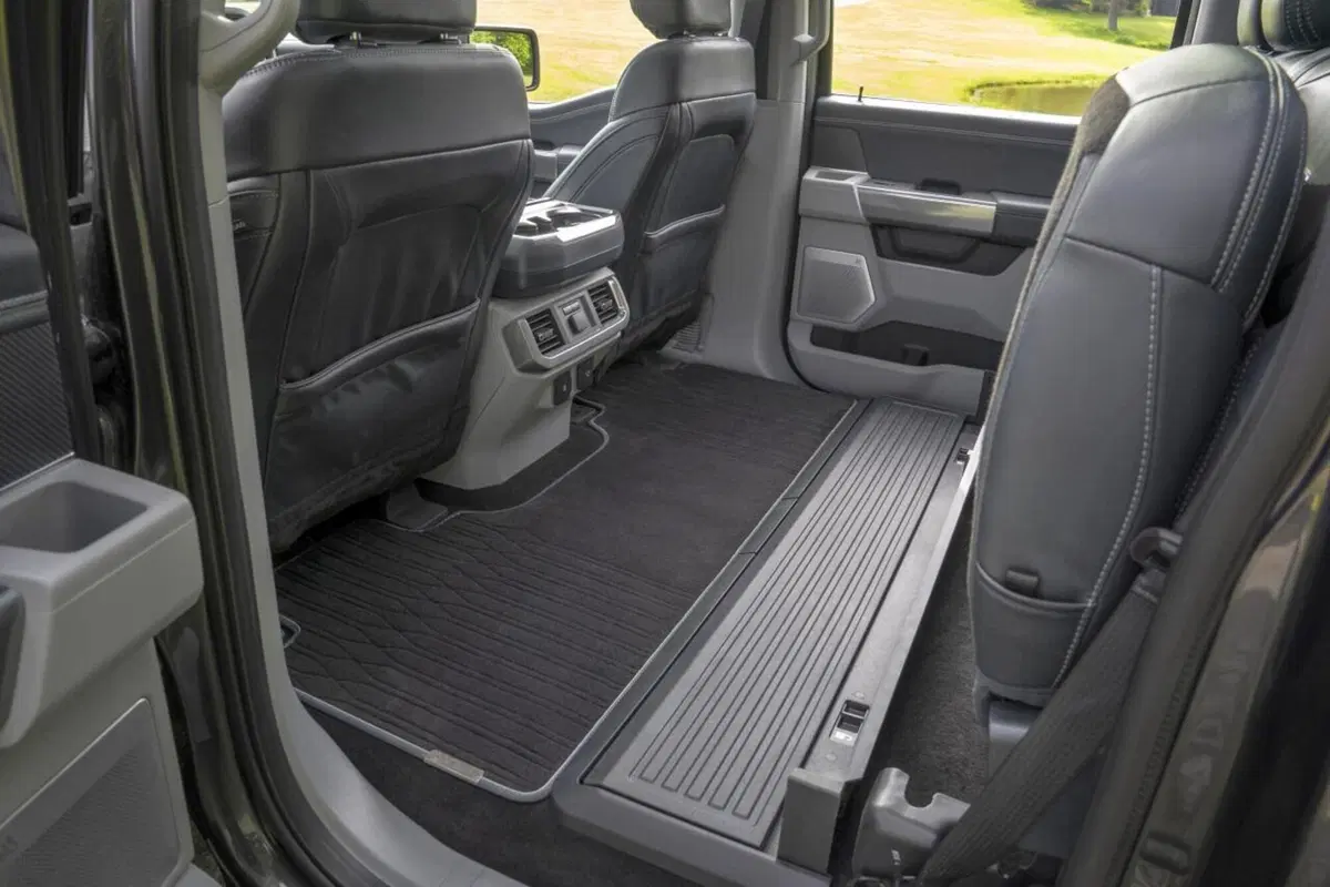 Ford F-150: ecco la generazione dei 43 anni (12)