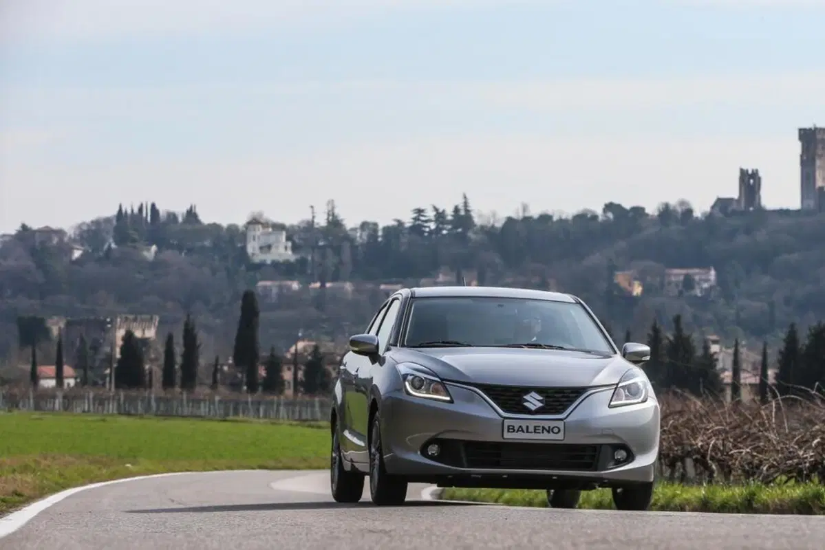 Suzuki Baleno 1.2 VVT Dualjet B-Top (3)