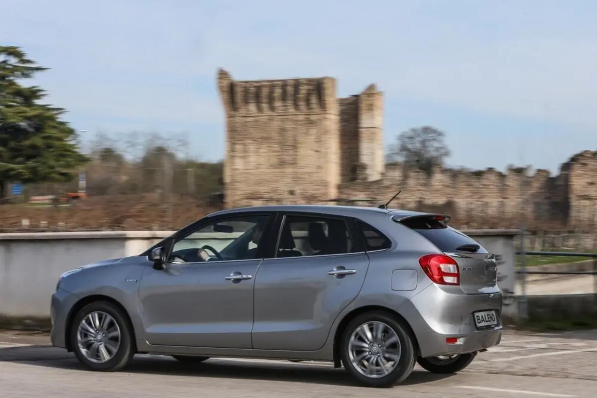 Suzuki Baleno 1.2 VVT Dualjet B-Top (9)