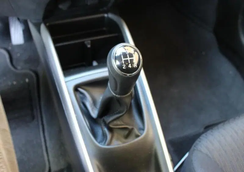 Suzuki Baleno (2016-20) (20)