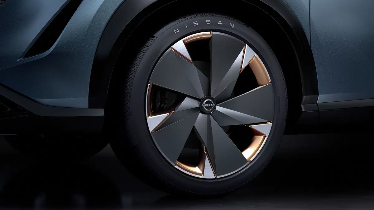 Nissan Ariya, il futuro SUV elettrico al Salone di Tokyo 2019 (10)