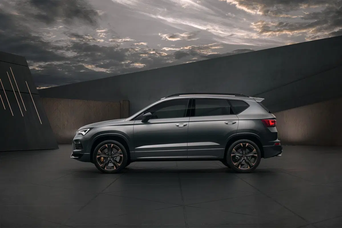 Nuova Cupra Ateca: restyling anche per il SUV da 300 CV (5)