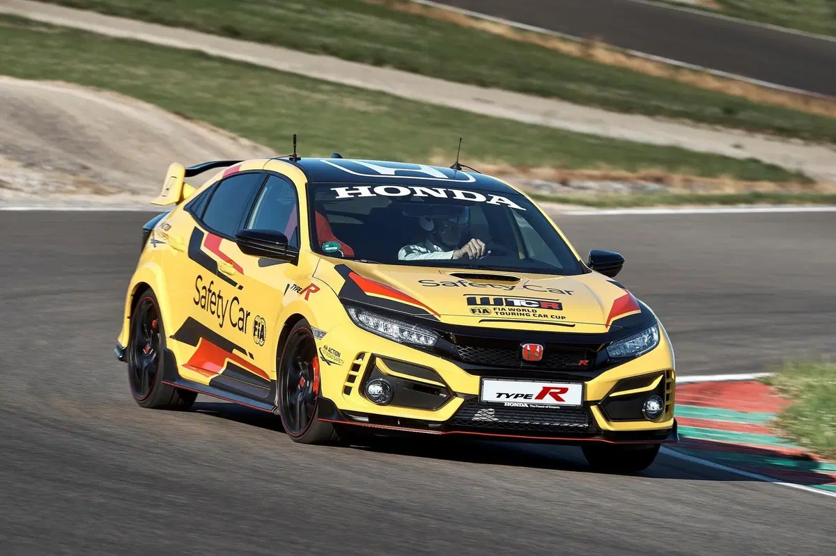 Honda Civic Type R: Limited Edition sarà la Safety Car del WTCR 2020 (6)