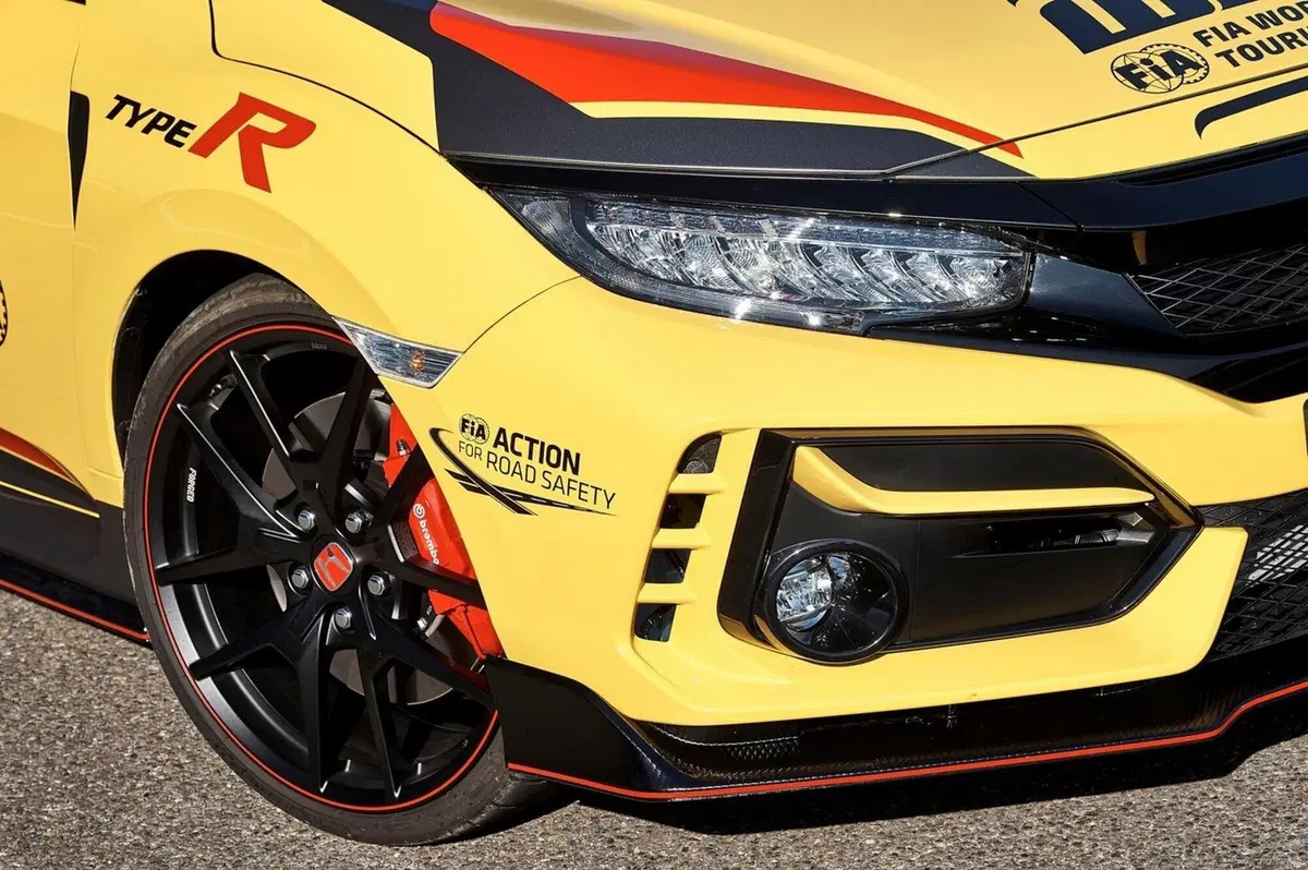 Honda Civic Type R: Limited Edition sarà la Safety Car del WTCR 2020 (7)