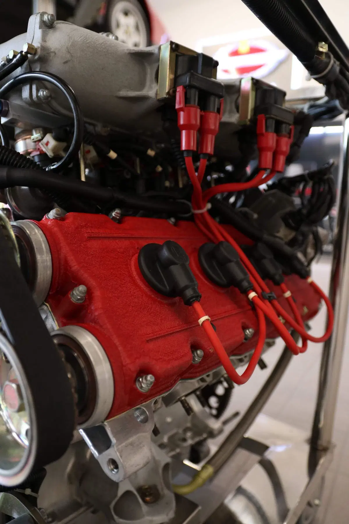 Forza puristi del Ferro: con meno di 25K si diventa “ferraristi” di quelli con il raro V8 biturbo della F40 [senza accenderlo!] (6)