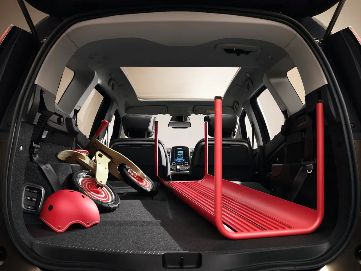 Nuova Renault Grand Scenic: dinamismo e spazio in formato "Espace" (9)