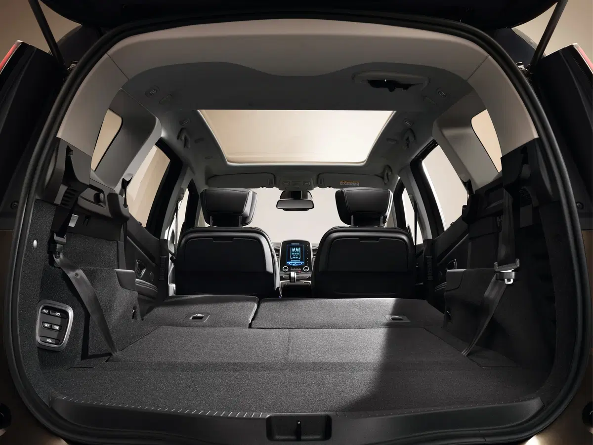 Nuova Renault Grand Scenic: dinamismo e spazio in formato "Espace" (8)
