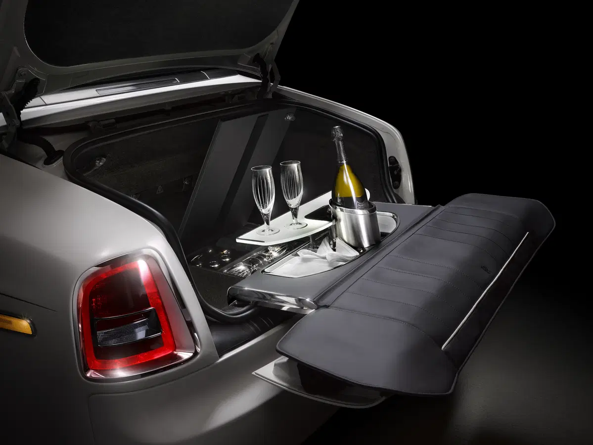 Phantom Zenith Collection: andare in "pensione" in stile Rolls Royce (4)