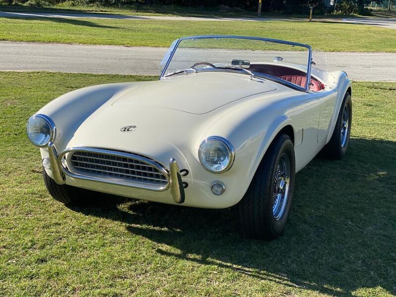 La AC Cobra rinasce elettrica con 312 CV