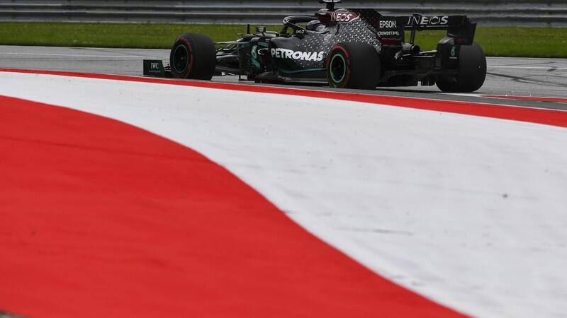 Formula 1: Mercedes, reclamo ufficiale della Red Bull contro il DAS