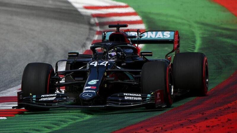 F1, GP Austria 2020: Hamilton, tre posizioni di penalit&agrave; in griglia