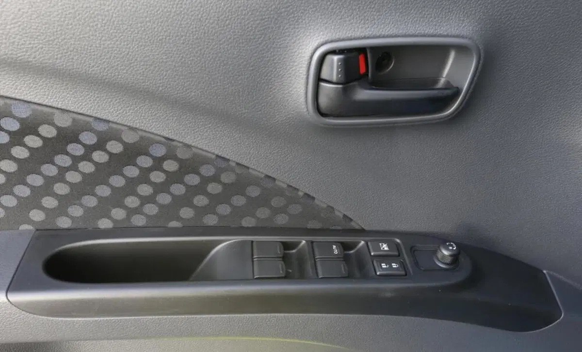 Suzuki Celerio 1.0 AGS Style (20)