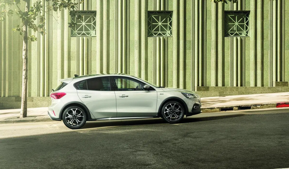 Ford Focus: arriva il mild hybrid 48V da 125 e 155 CV (2)