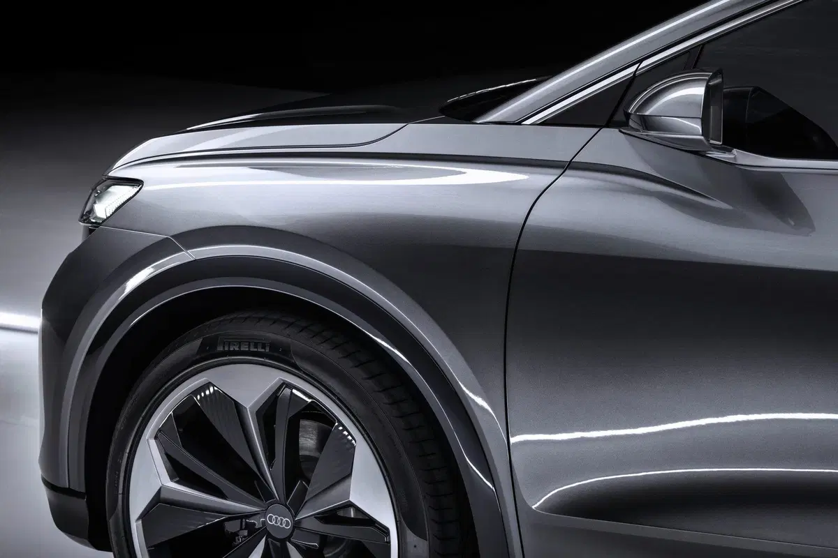 Audi: ecco la Q4 Sportback e-tron concept (19)